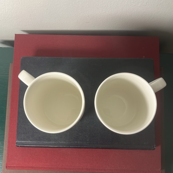 Kate Spade New York Lenox Charlotte Street Gray East Dots Pair of Mugs - Picture 4 of 6